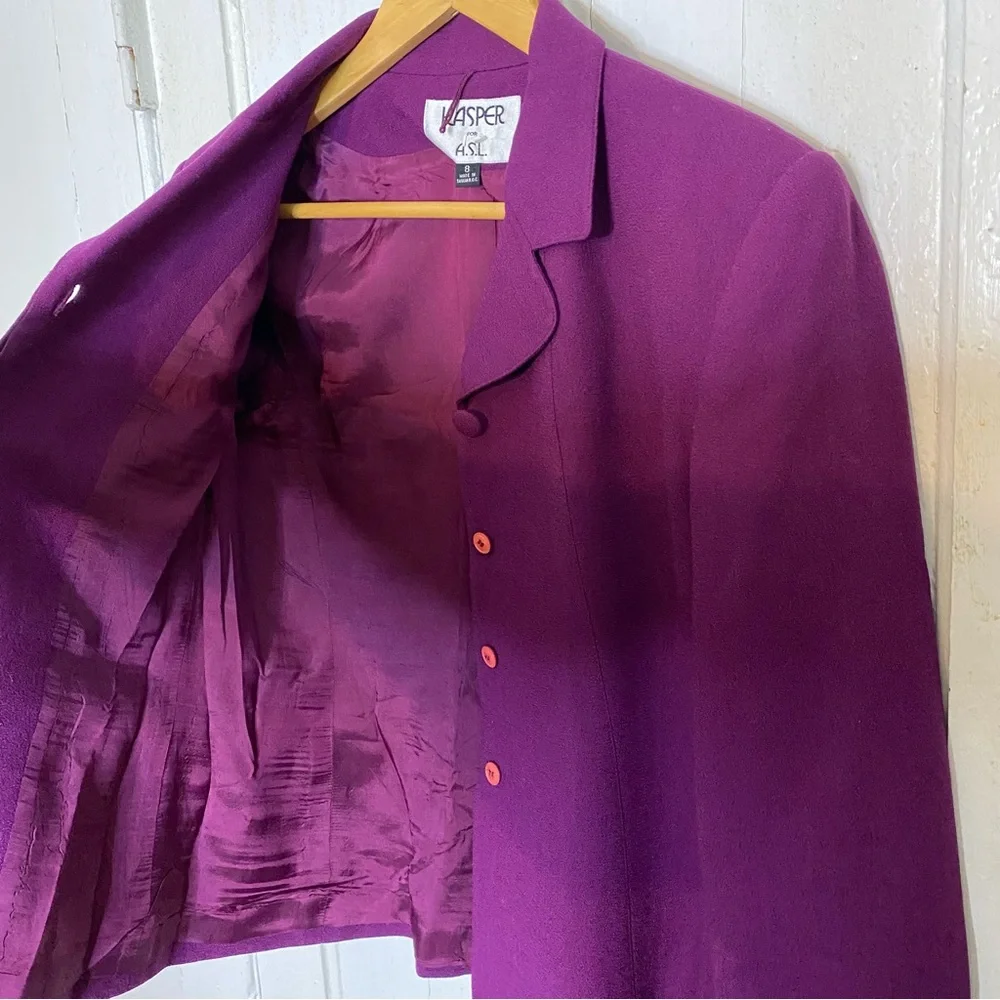VINTAGE : Kasper : size : 8 : 100% wool plum purple matching blazer & skirt set - Picture 7 of 16